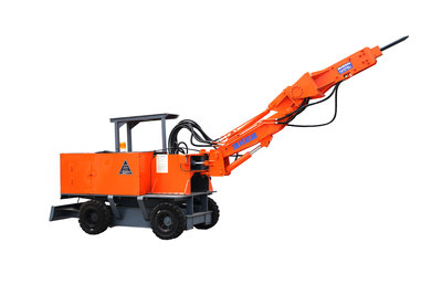 轮胎式撬毛台车